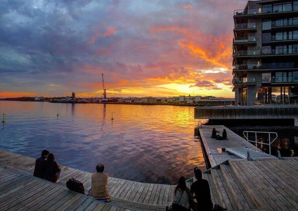 Tjuvholmen / Aker Brygge - Most Expensive Area In Oslo! Apartment Exterior photo